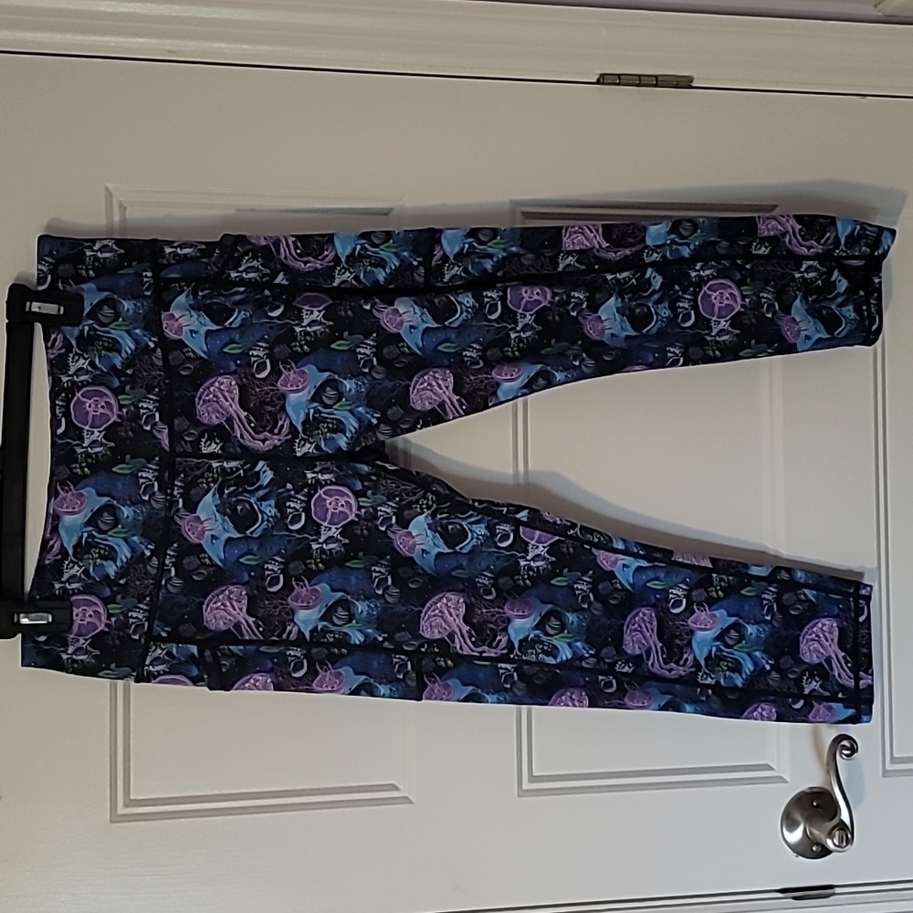 CVG ~ Constantly Varied Gear Under the Sea? Capri Large